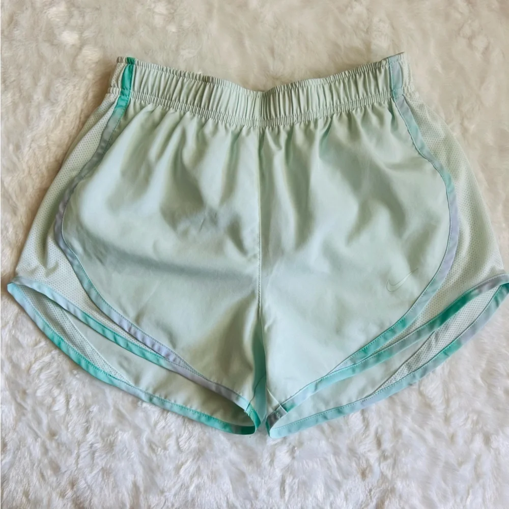 Women's Nike Dri-fit Tempo Brief Lined Running Shorts - Mint Green‎ - XS